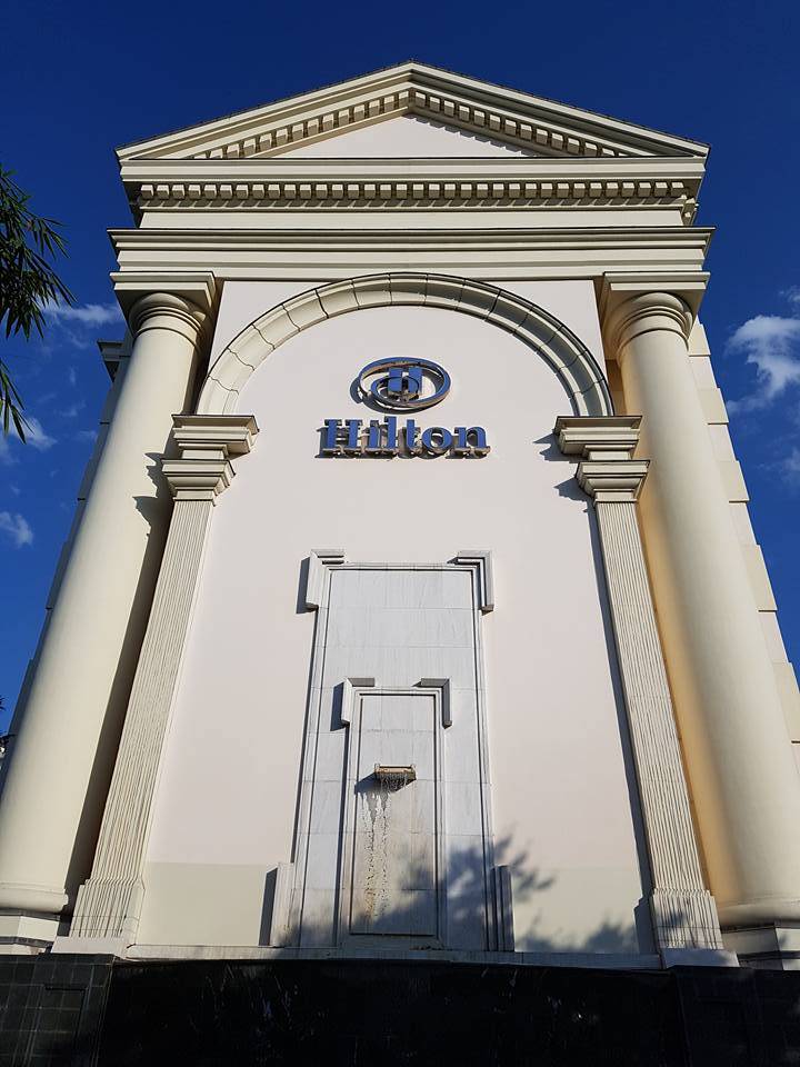 힐튼1.jpg