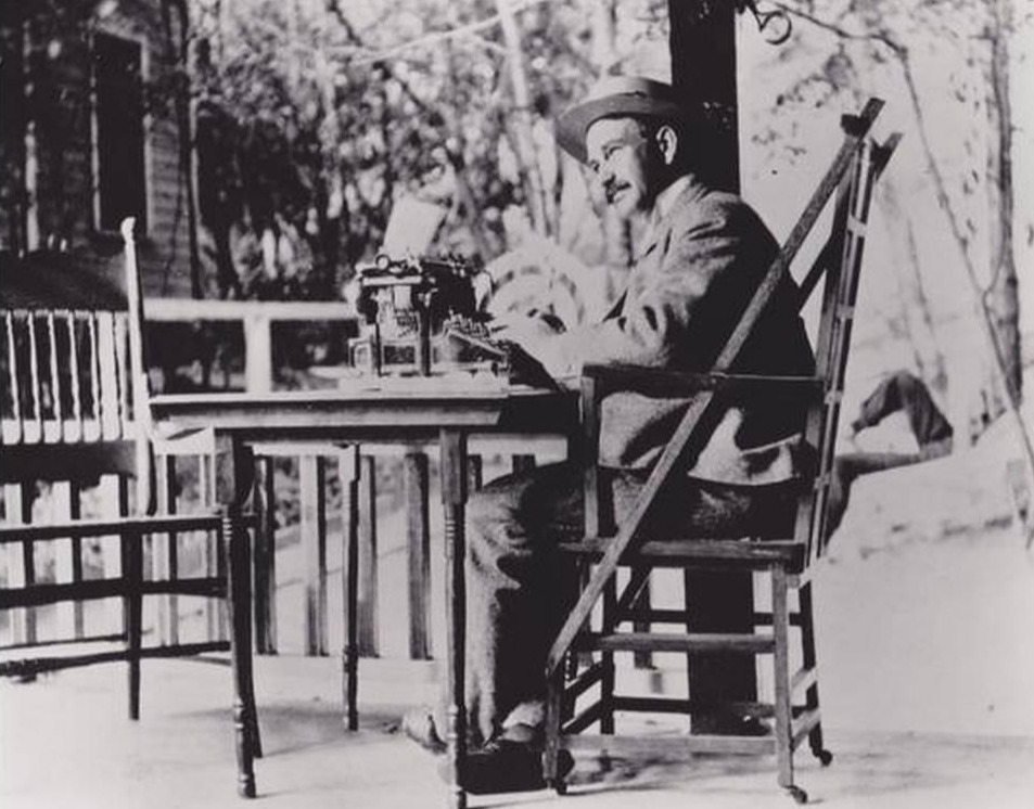 편집장시절 바움.jpg