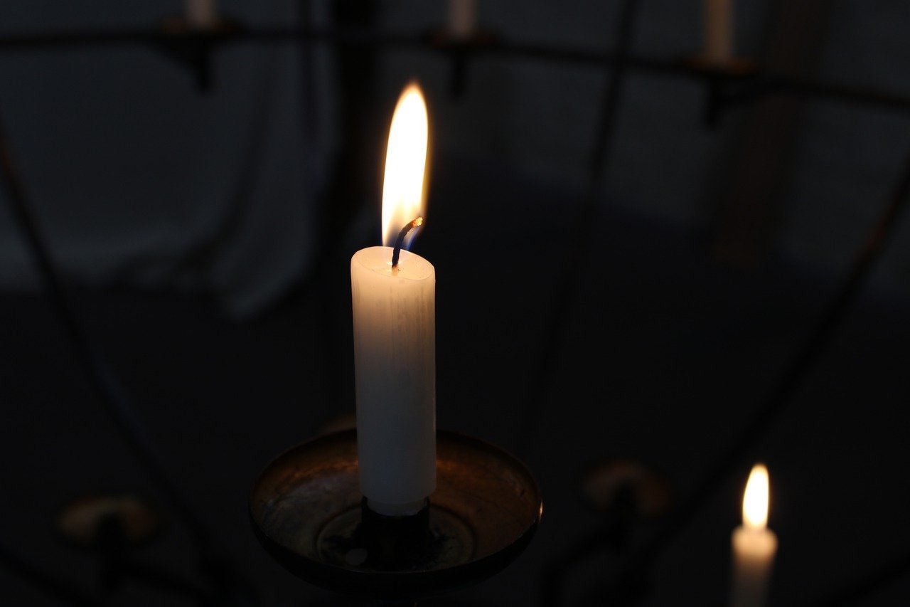 candle-7595607_1280.jpg