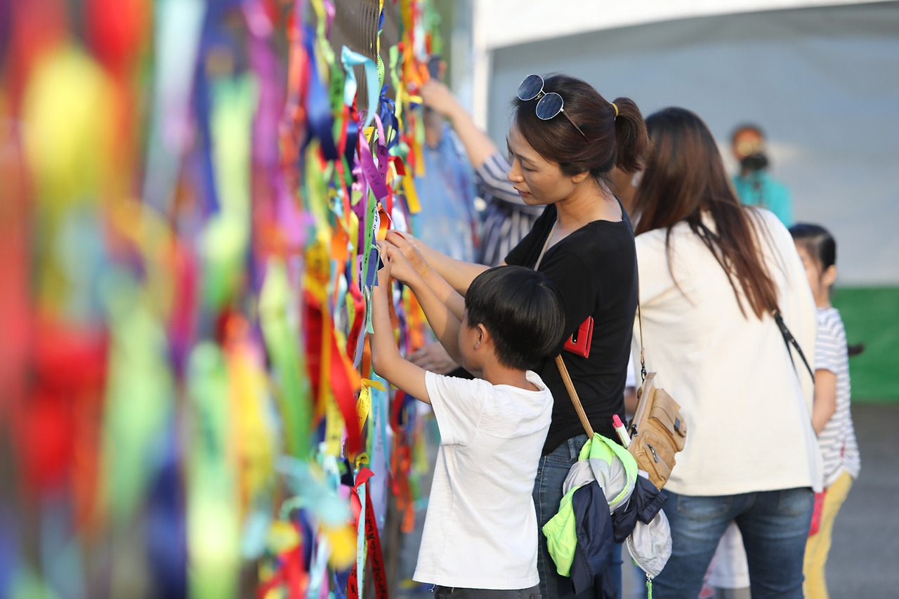 평화의 철조망.jpg