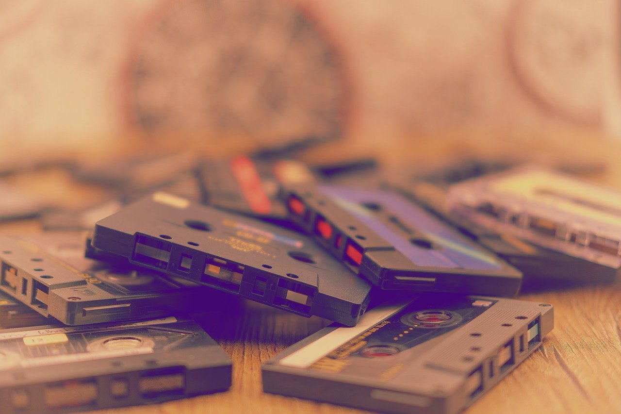 cassettes-7645882_1280.jpg