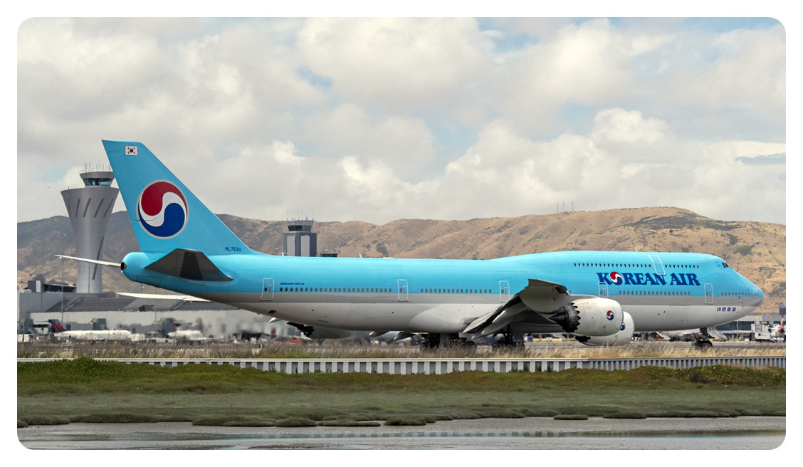 대한항공 korean air b747-8i 에어뷰 브런치.jpg
