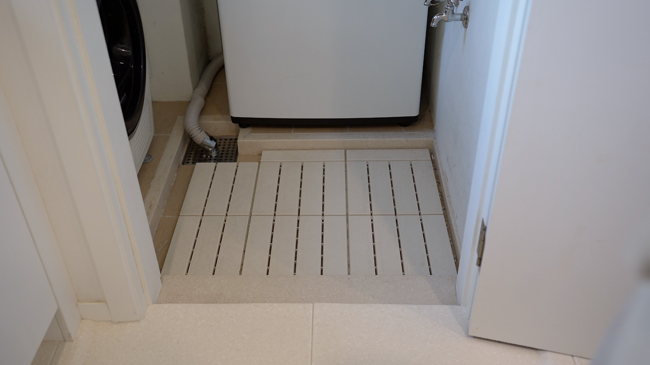 다용도실 정리.00_02_42_02.Still026.jpg