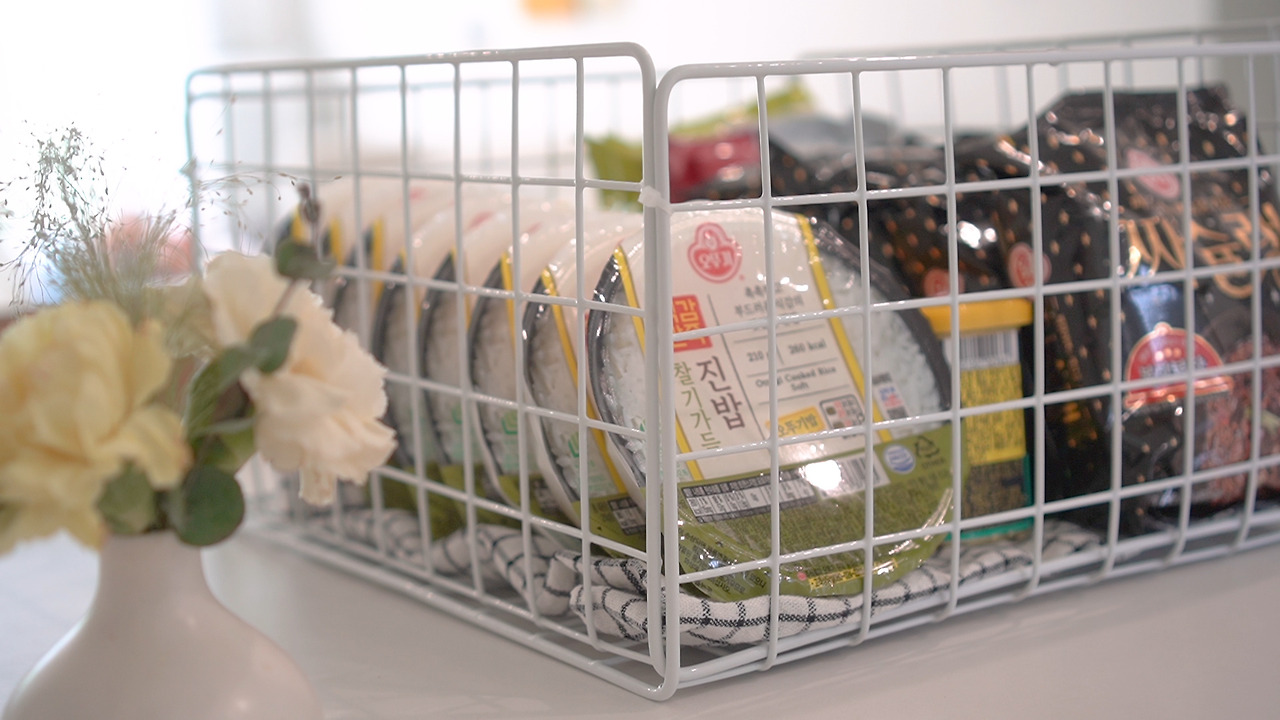 바나나 후크 .00_03_25_06.Still044.jpg