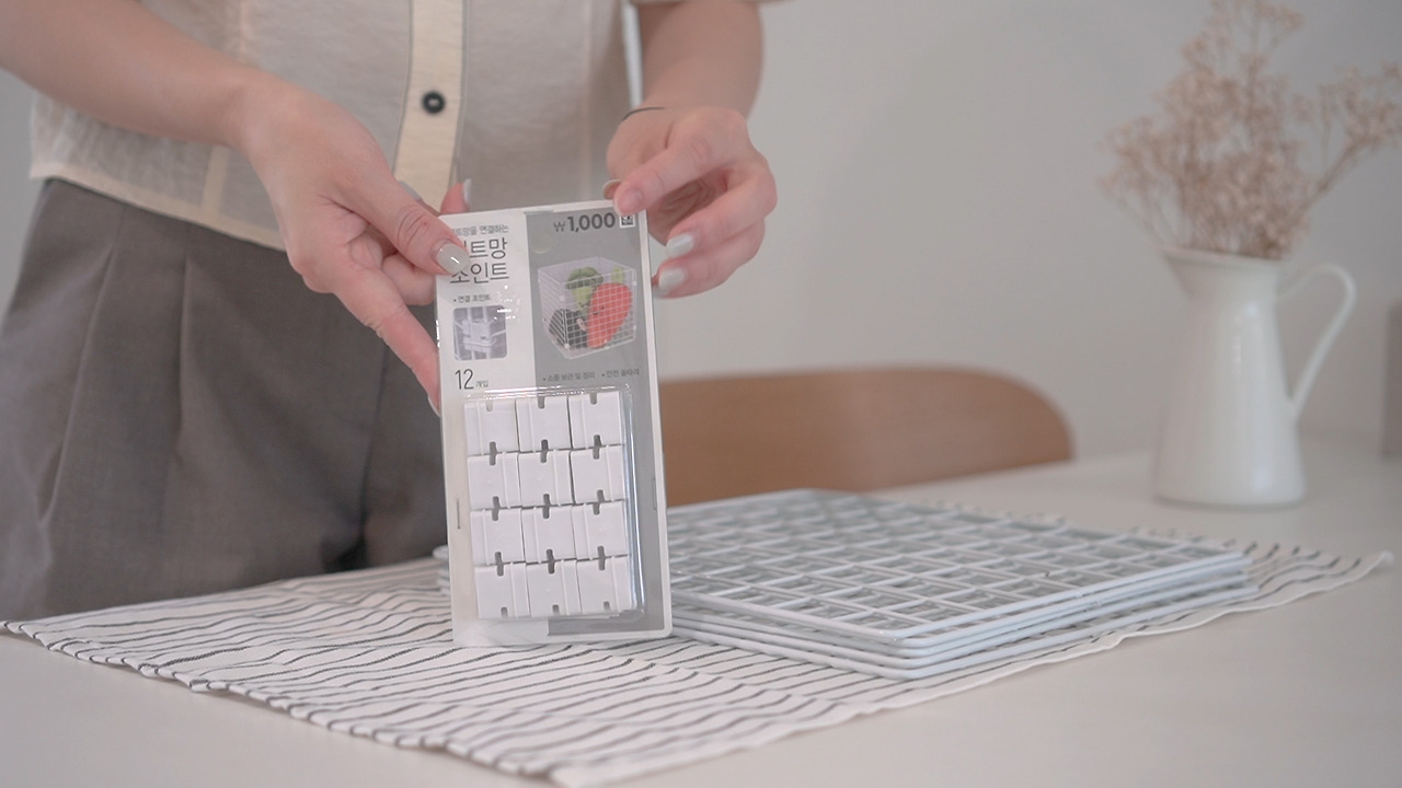 바나나 후크 .00_01_19_23.Still013.jpg