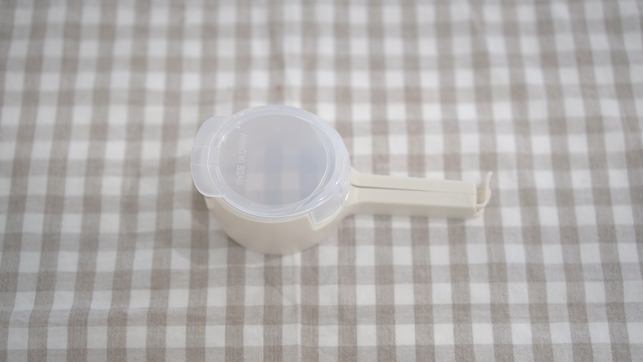 vlog 43- 다이소 생활편리템.00_05_40_01.Still074.jpg