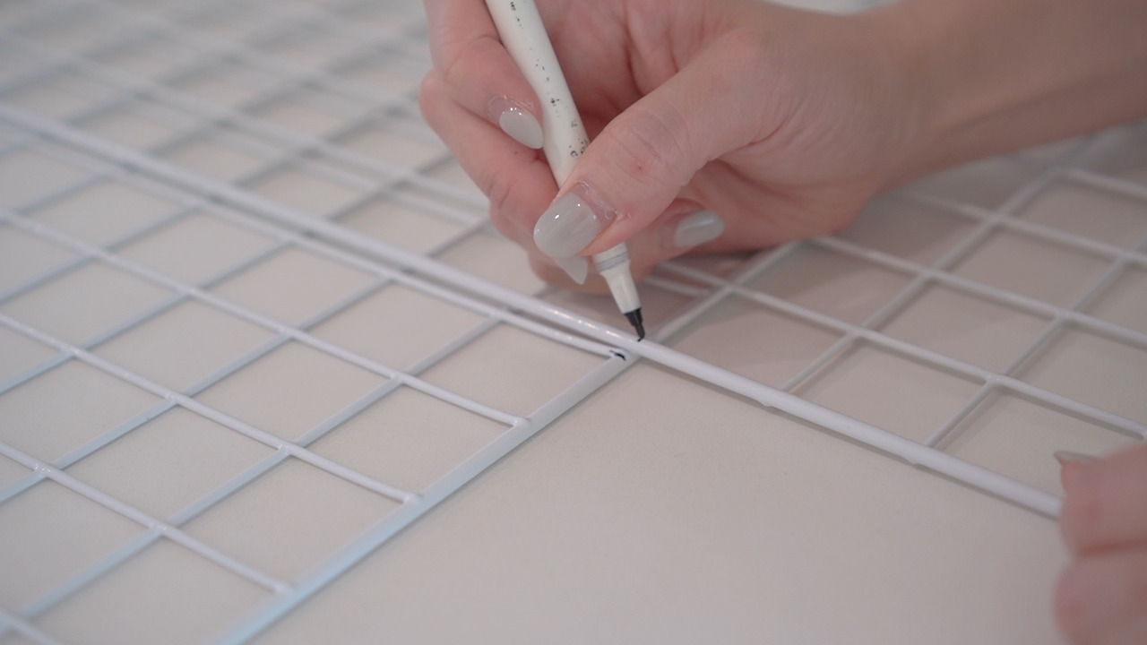 바나나 후크 .00_02_27_20.Still029.jpg