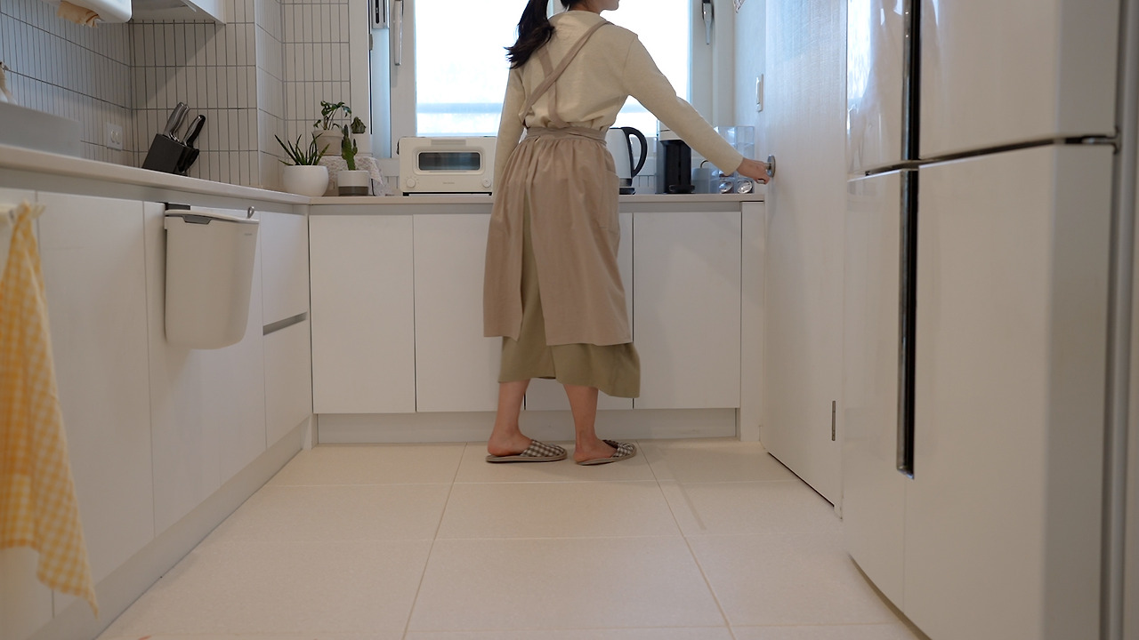 다용도실 정리.00_01_40_14.Still011.jpg