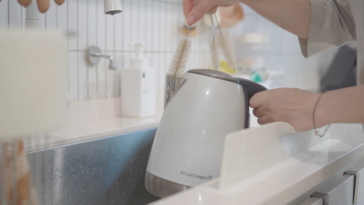 vlog 43- 다이소 생활편리템.00_02_29_09.Still033.jpg