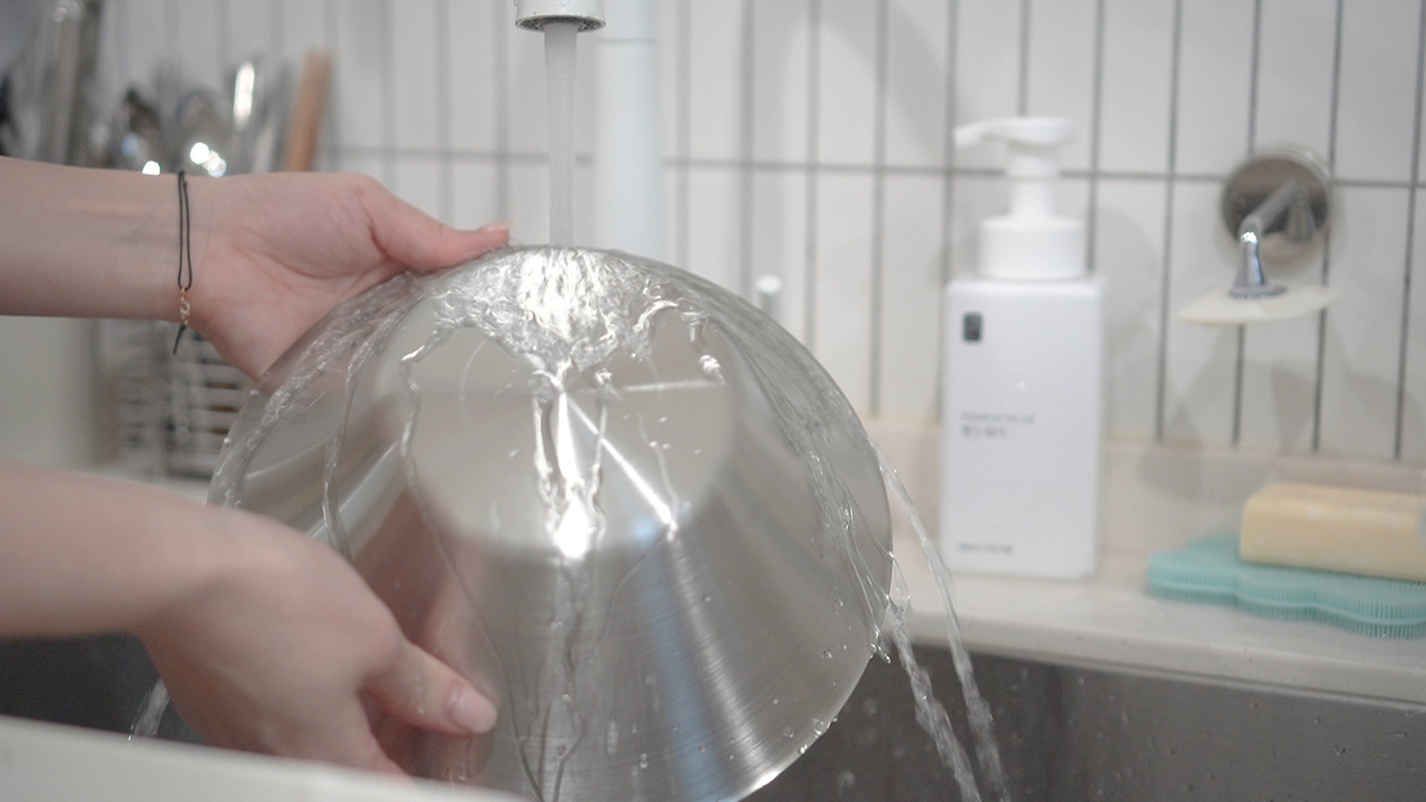 다이소 친환경.00_06_05_19.Still097.jpg