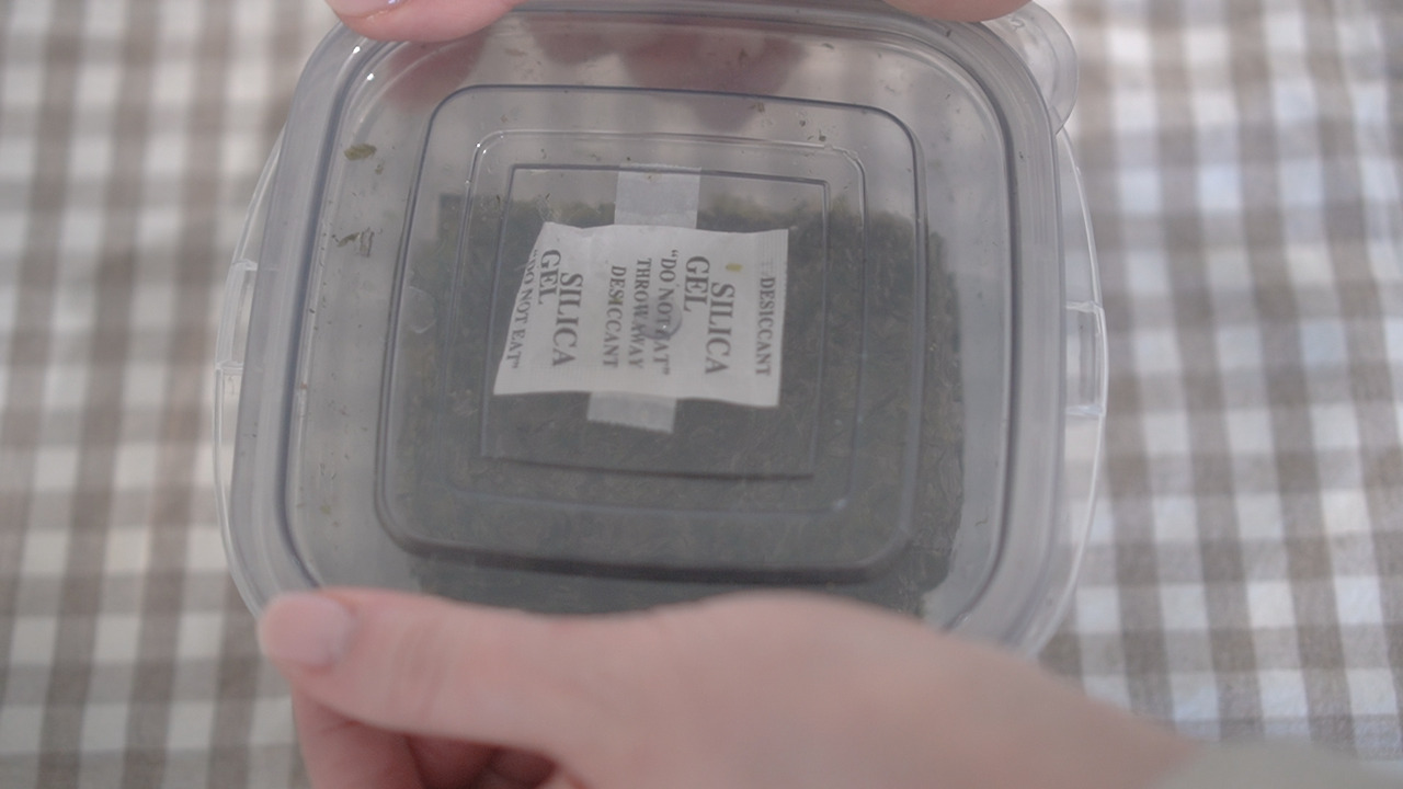 재활용 살림.00_11_54_18.Still165.jpg