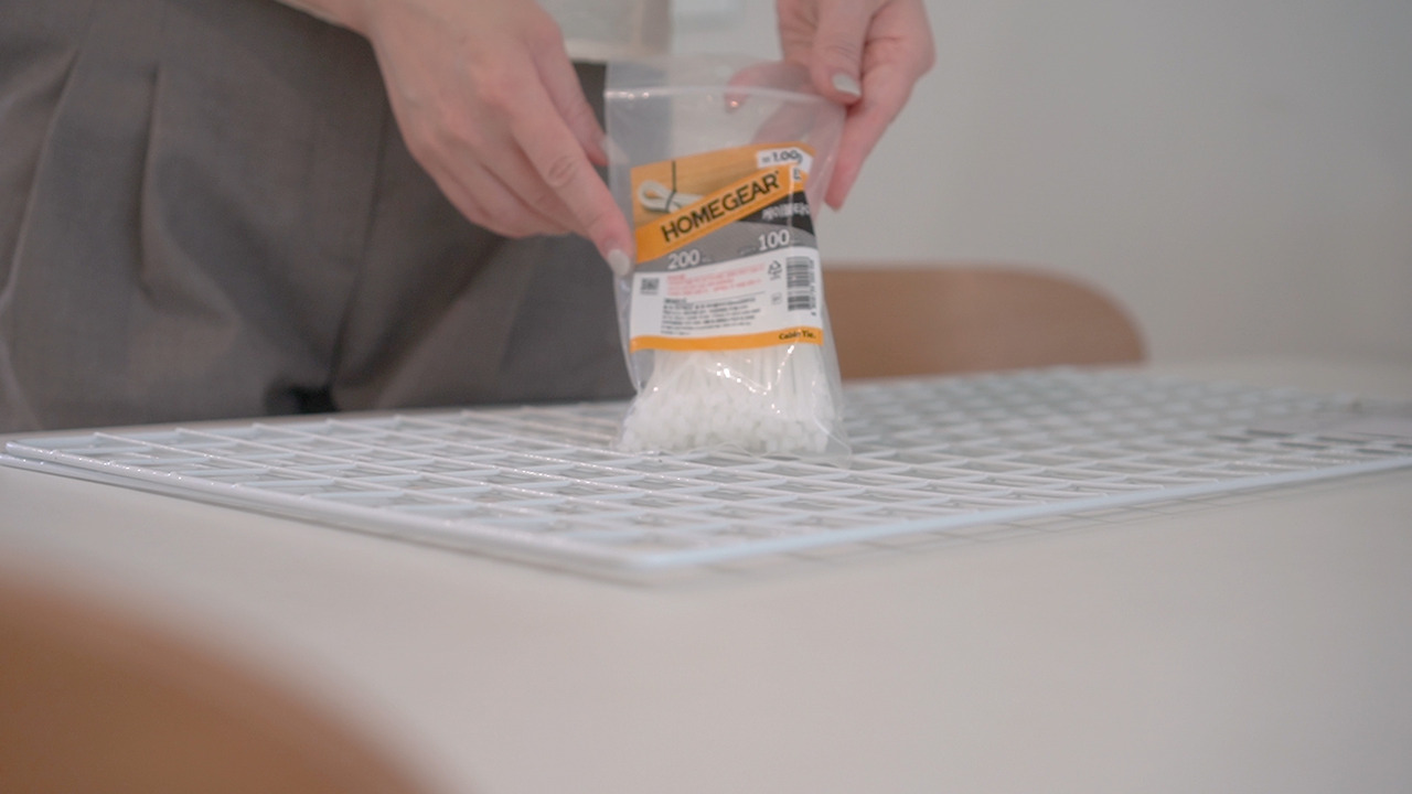 바나나 후크 .00_02_21_27.Still027.jpg