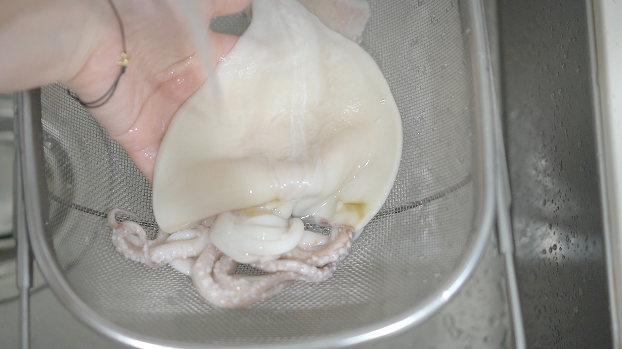 Vlog 40-Air Fryer.00_09_17_24.Still112.jpg