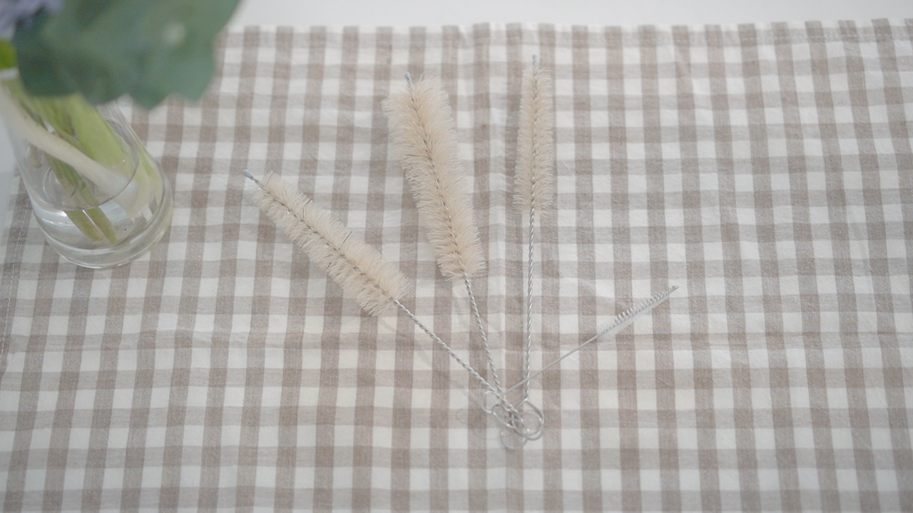 vlog 43- 다이소 생활편리템.00_02_07_11.Still026.jpg