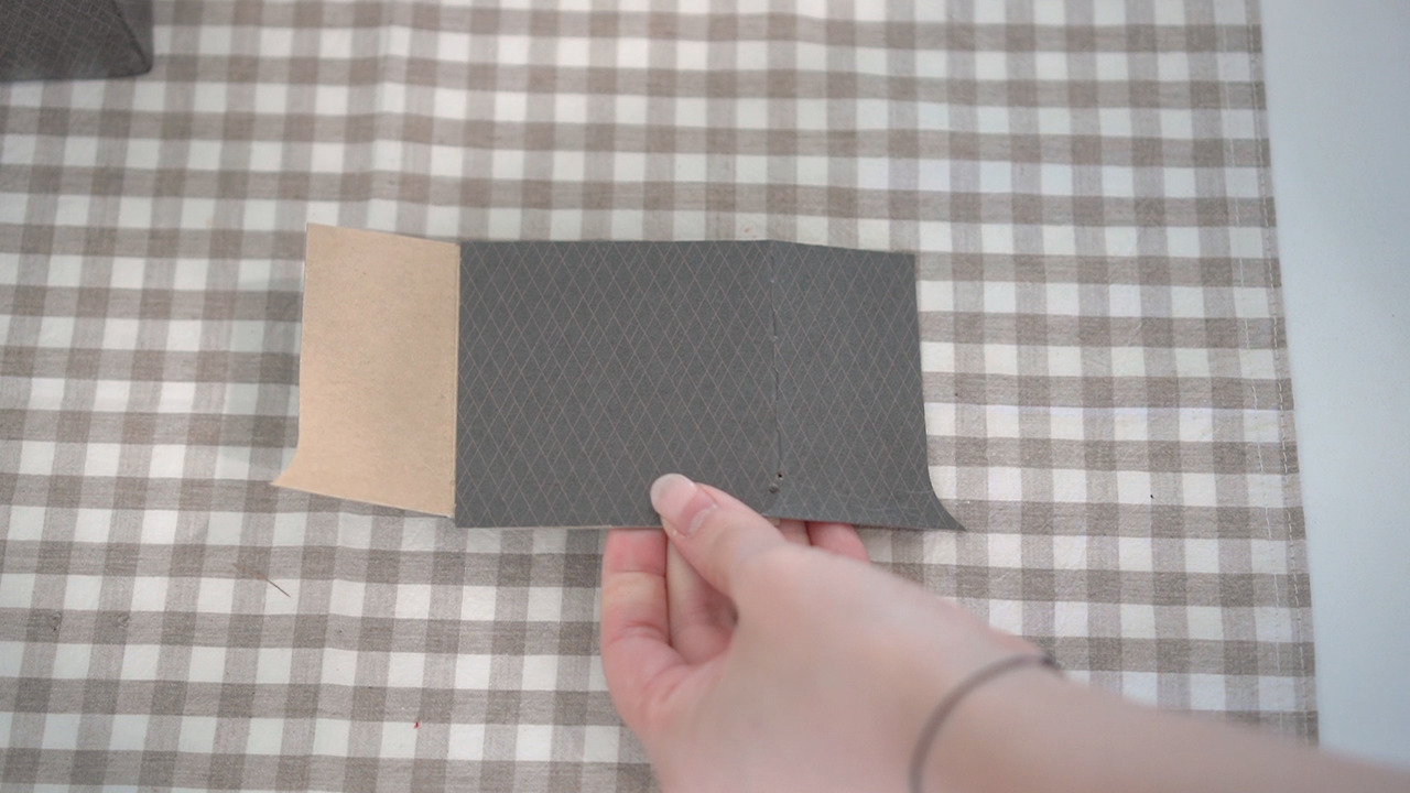 재활용 정리.00_07_18_17.Still099.jpg