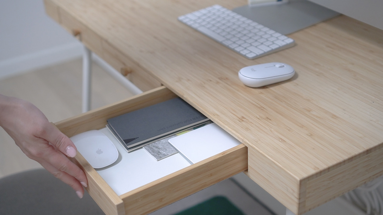 이케아 추천템.00_04_11_01.Still047.jpg