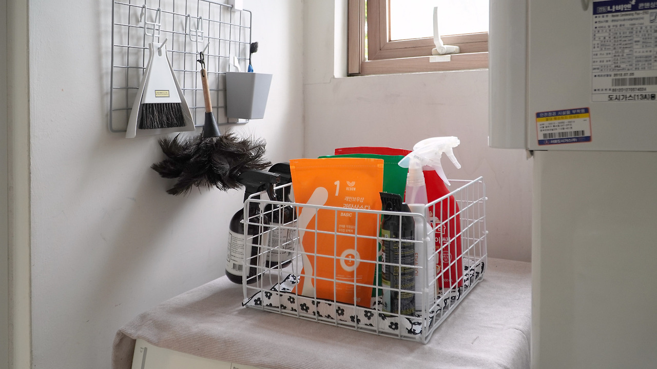 바나나 후크 .00_04_42_21.Still064.jpg