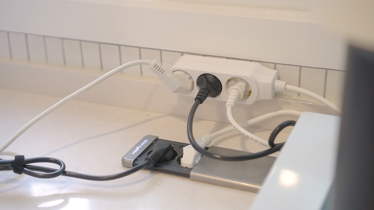 Vlog 31 Daiso 02.00_03_26_28.Still046.jpg