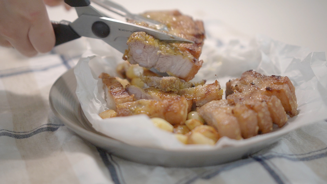 Vlog 40-Air Fryer.00_08_32_11.Still105.jpg