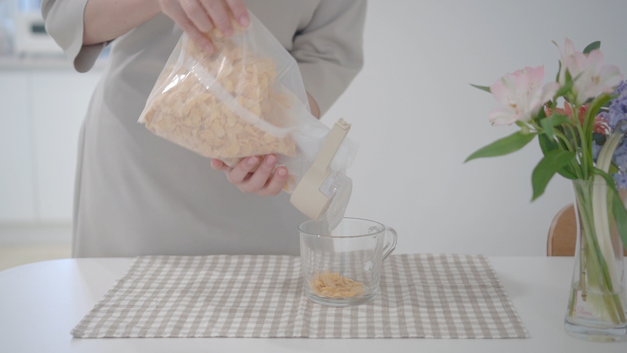 vlog 43- 다이소 생활편리템.00_06_18_04.Still082.jpg