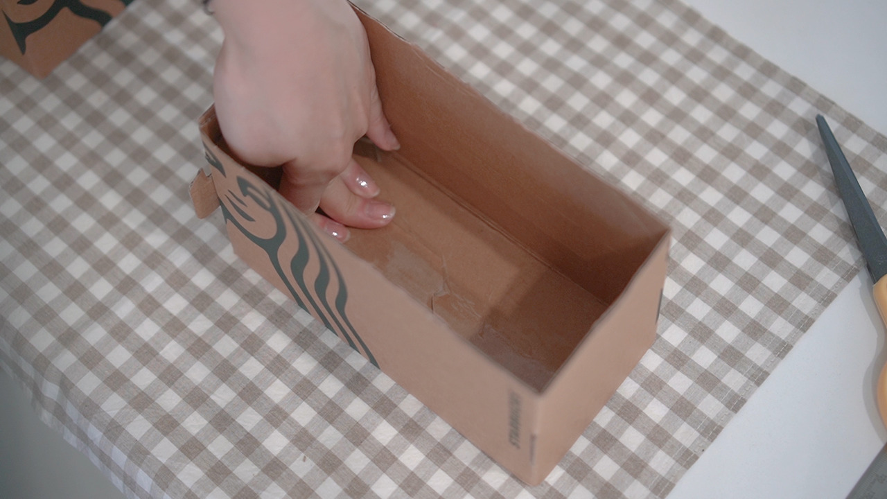 재활용 정리.00_05_00_25.Still067.jpg