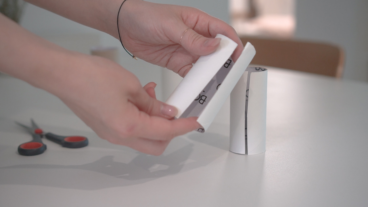 재활용 살림.00_06_22_28.Still078.jpg