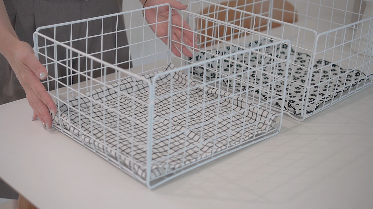 바나나 후크 .00_03_16_22.Still041.jpg