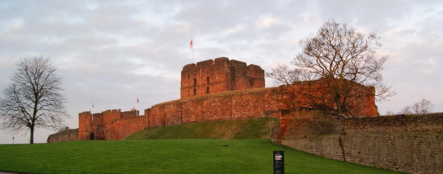 칼라일 성 전경_www.castlesfortsbattles.co.uk_2.jpg