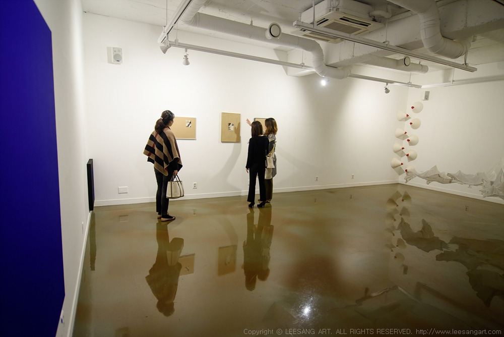 사진2 - 이상아트의 셀프모니터링(Self-monitoring)展 전시 전경_www.leesangart.com.jpg