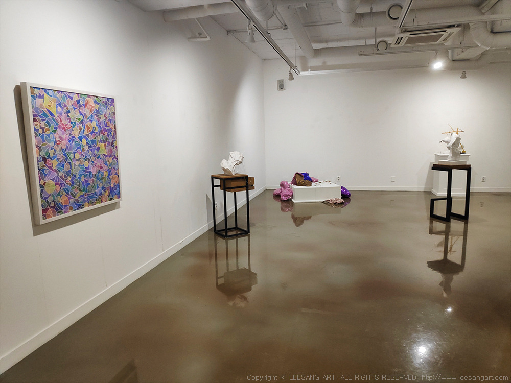 사진2 - 이상아트의 Be yourself展 전시 전경_www.leesangart.com.jpg