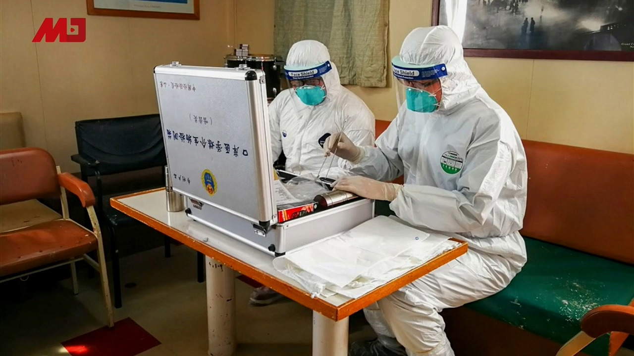 中国新闻 - 鼠疫病患如何到了北京？主治医师这样说……；香港全面瘫痪，陆生逃离，北京要动手了？习近平推“习4点”，希腊沦为欧盟“特洛伊木马”；中国买家不顾排期疯抢美国大豆（20191113-2）.mp4_20191118_062707.955.jpg