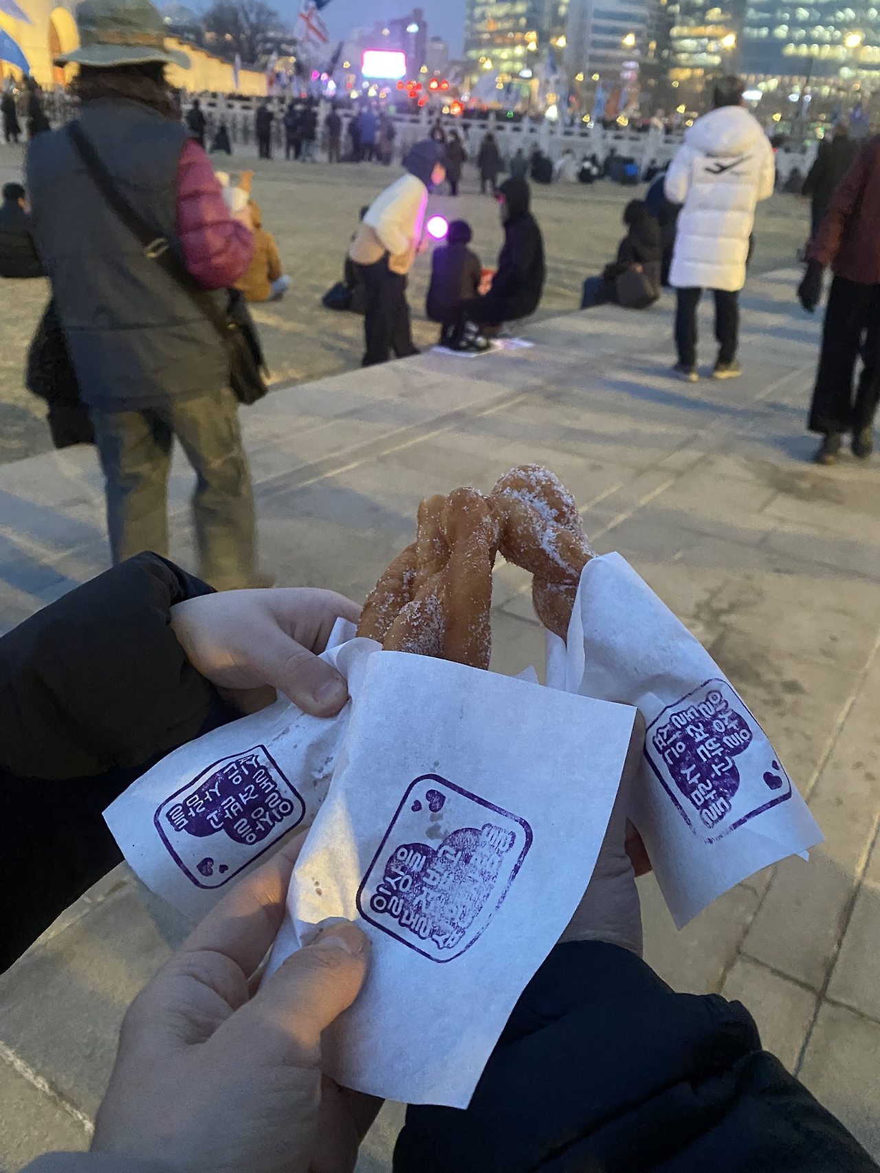 꽈배기 트윗수리수리책은아직답없음.jpg