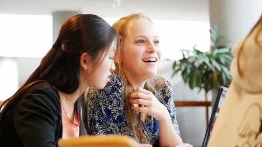 덴마크 학교.jpg