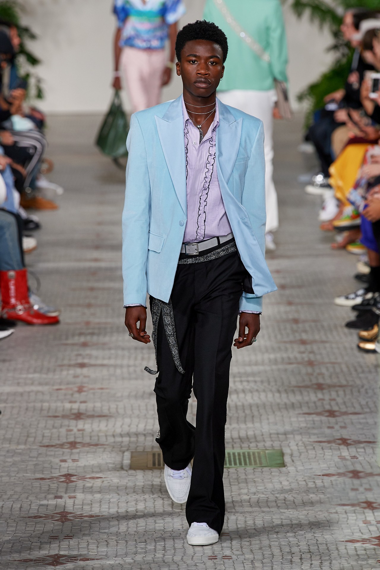 아미리 - 셔츠, 블레이저, 바지.jpg