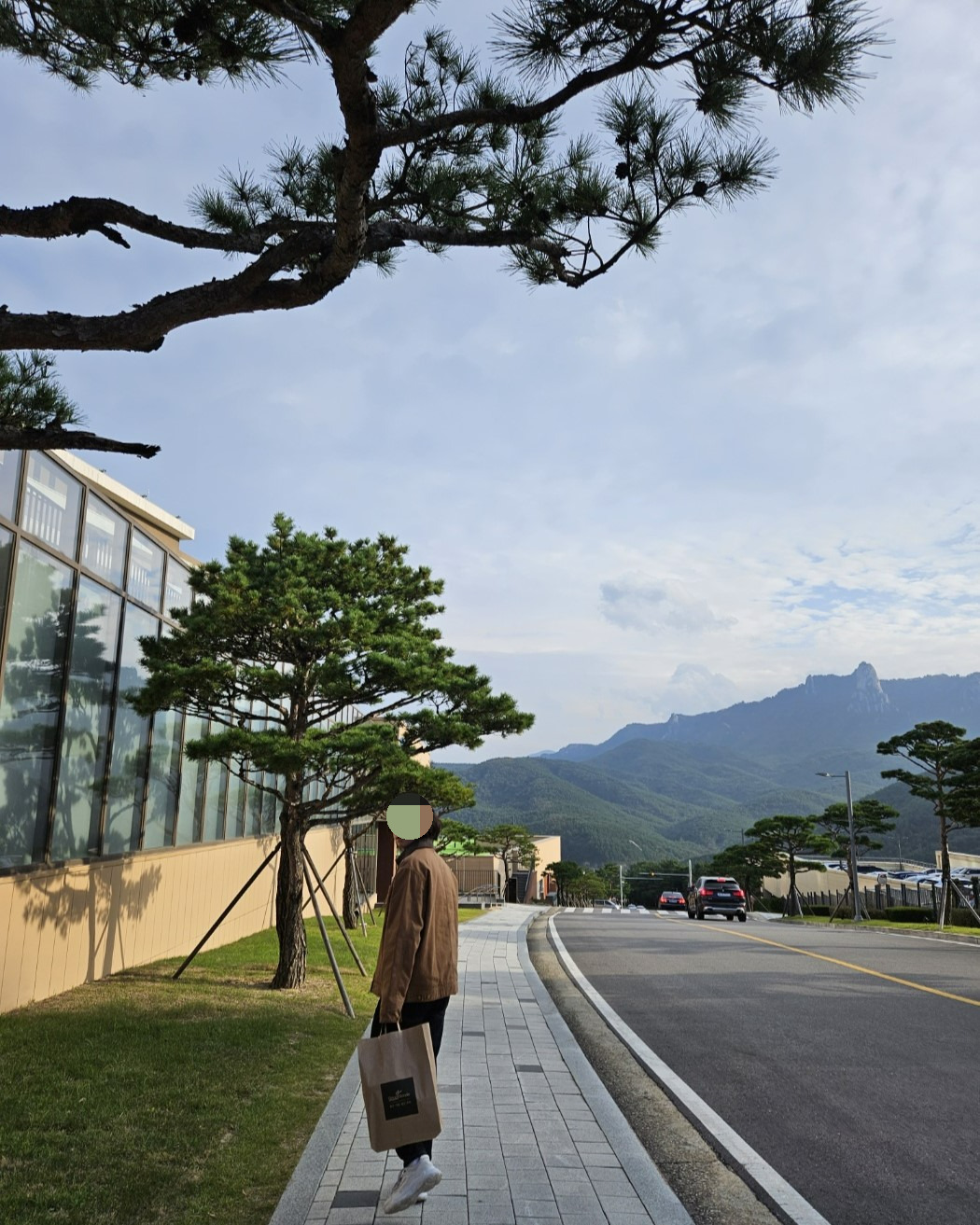 19. 숙소 야외.jpg