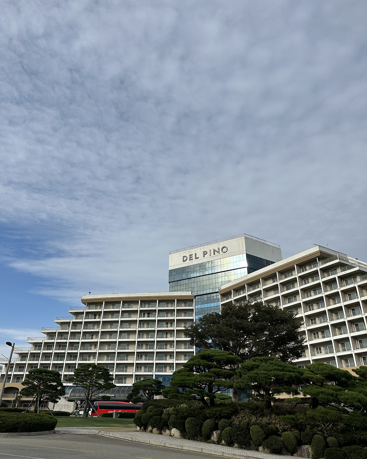 17. 숙소 야외.jpg