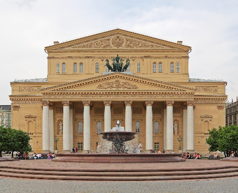 2560px-Moscow_05-2012_Bolshoi_after_renewal.jpg