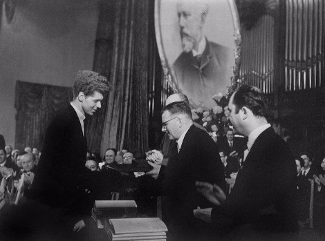 van-cliburn-and-shostakovich-1435670896-view-0.jpg
