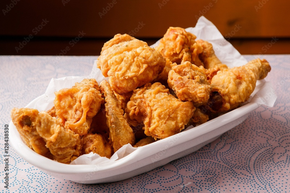1000_F_128438530_Bgm3eeAgzWV0OsvZpo68KFVCJA7501i1.jpg