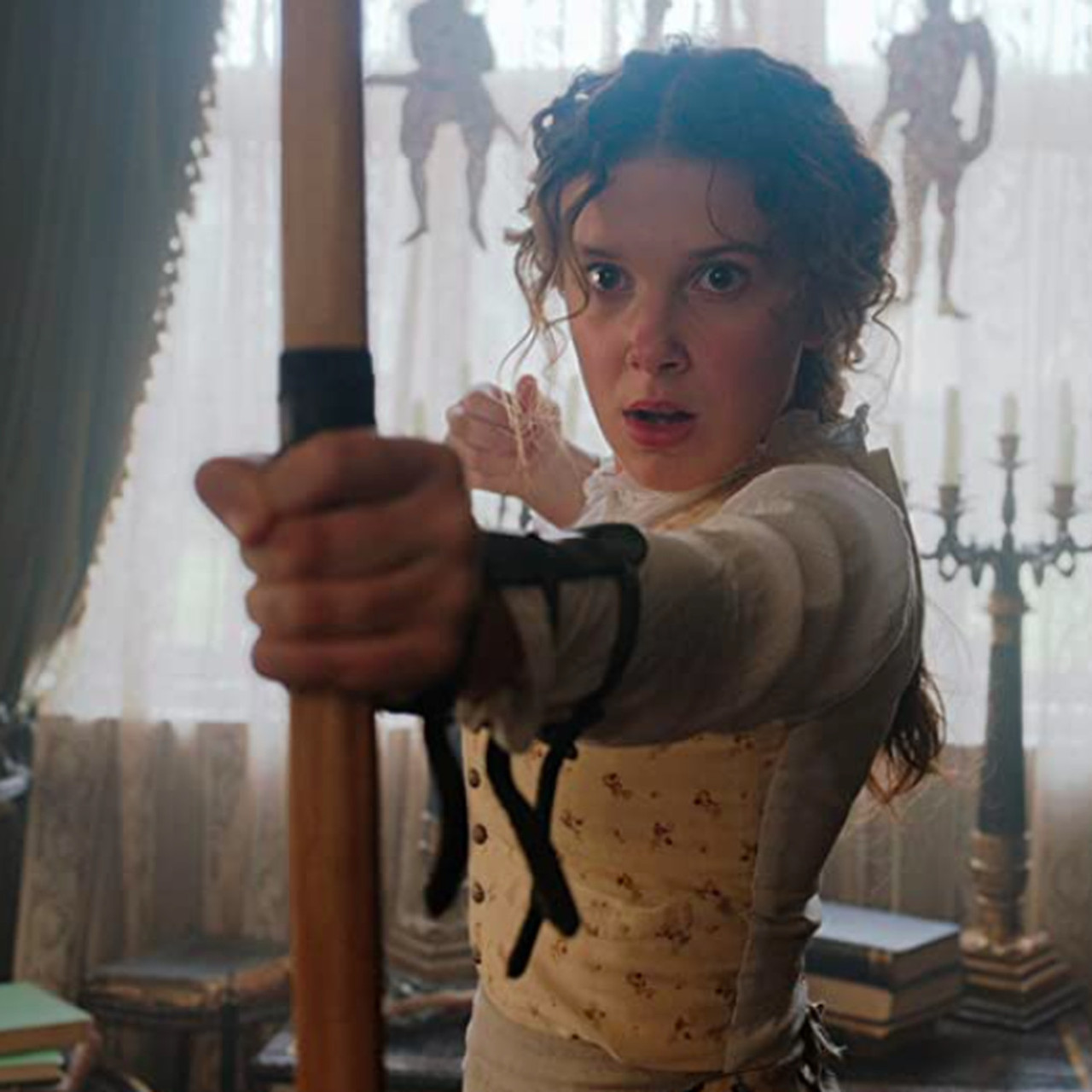 에놀라 홈즈.jpg