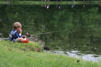 child-fishing-3867994_640.jpg