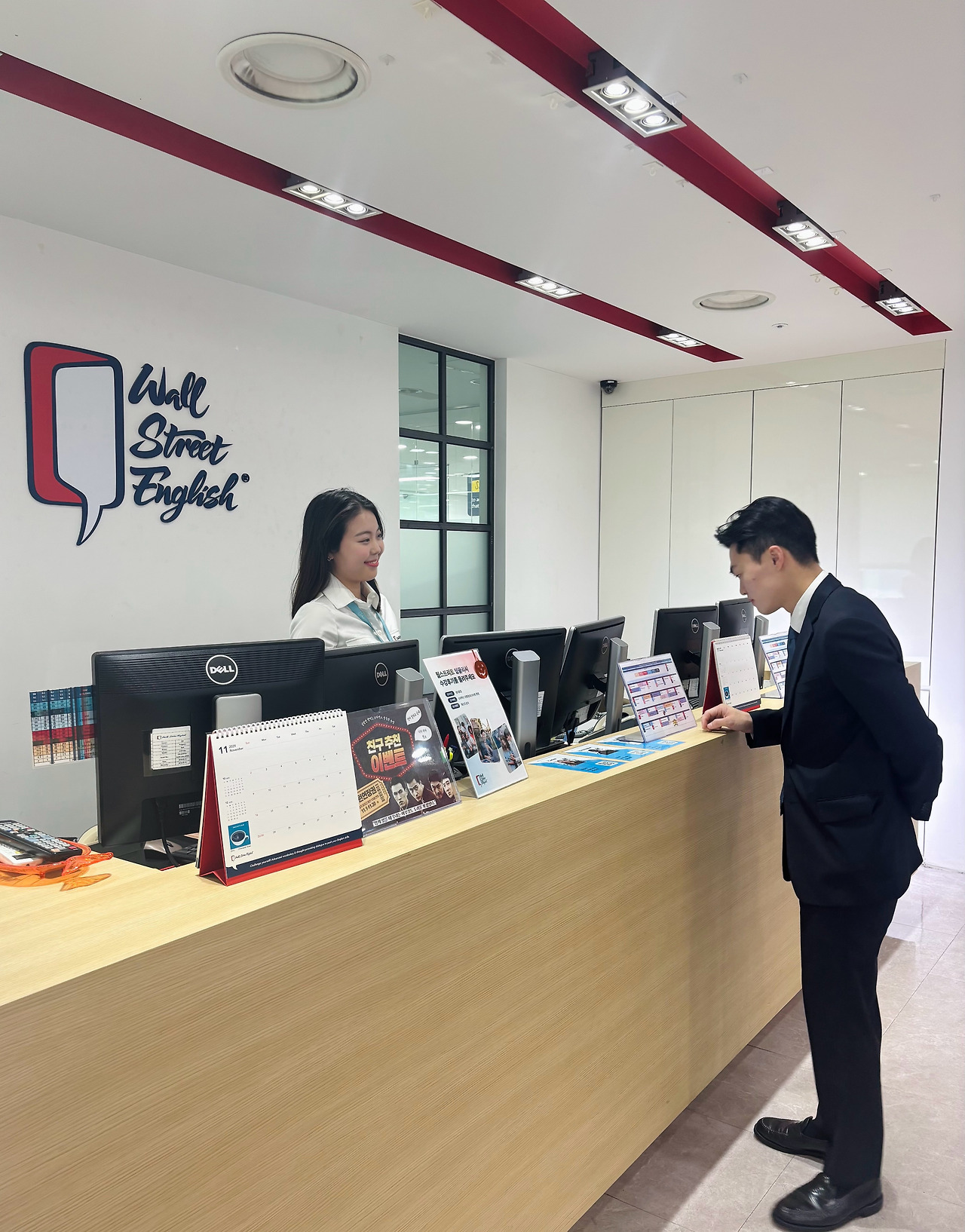 수강후기_윤재환님 3-2.튜터와 대화 전신.jpg