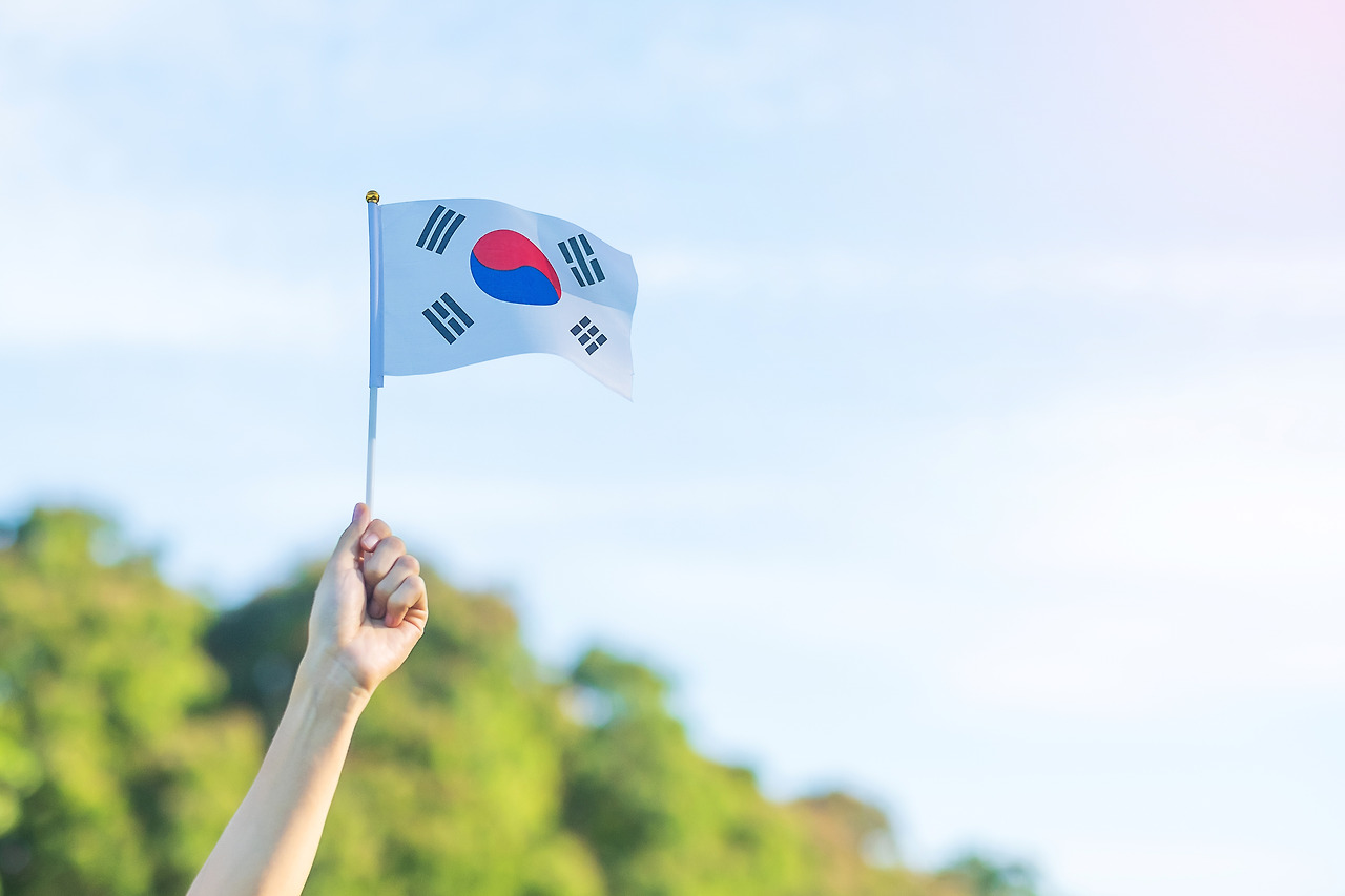 hand-holding-korea-flag-nature-background-national-foundation-gaecheonjeol-public-nation-holiday-national-liberation-day-korea-happy-celebration-concepts.jpg