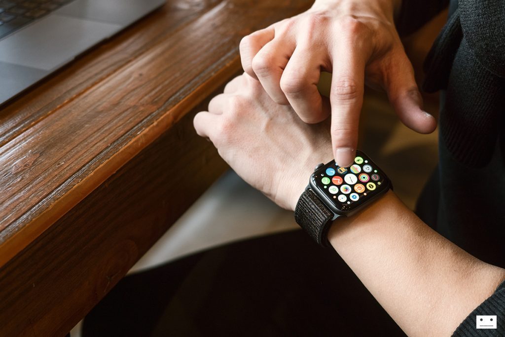 apple_watch4_4-1024x683.jpg