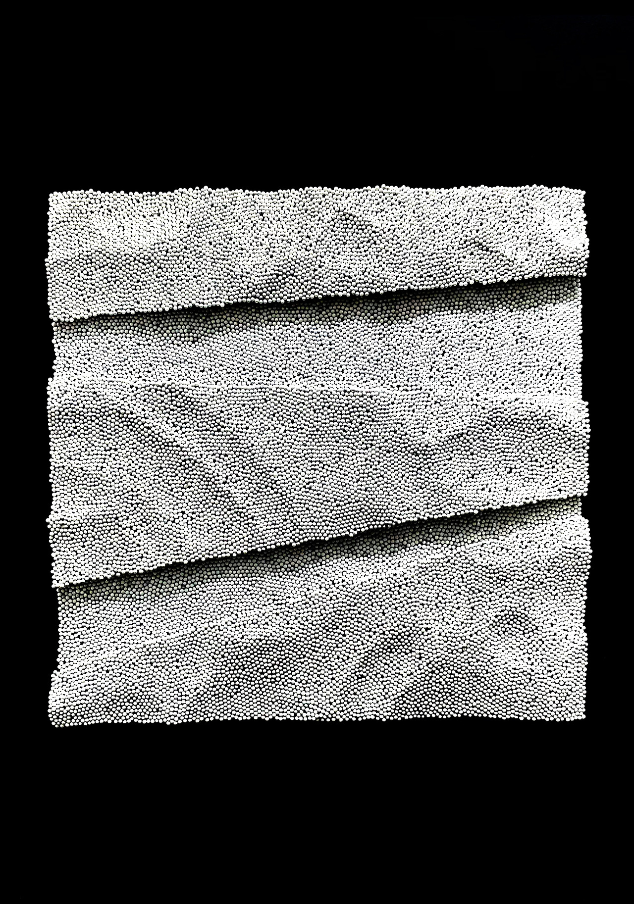 지용, Hope12000-2,  290x410x50mm, pin on canvas, 2021, 70만원.jpg