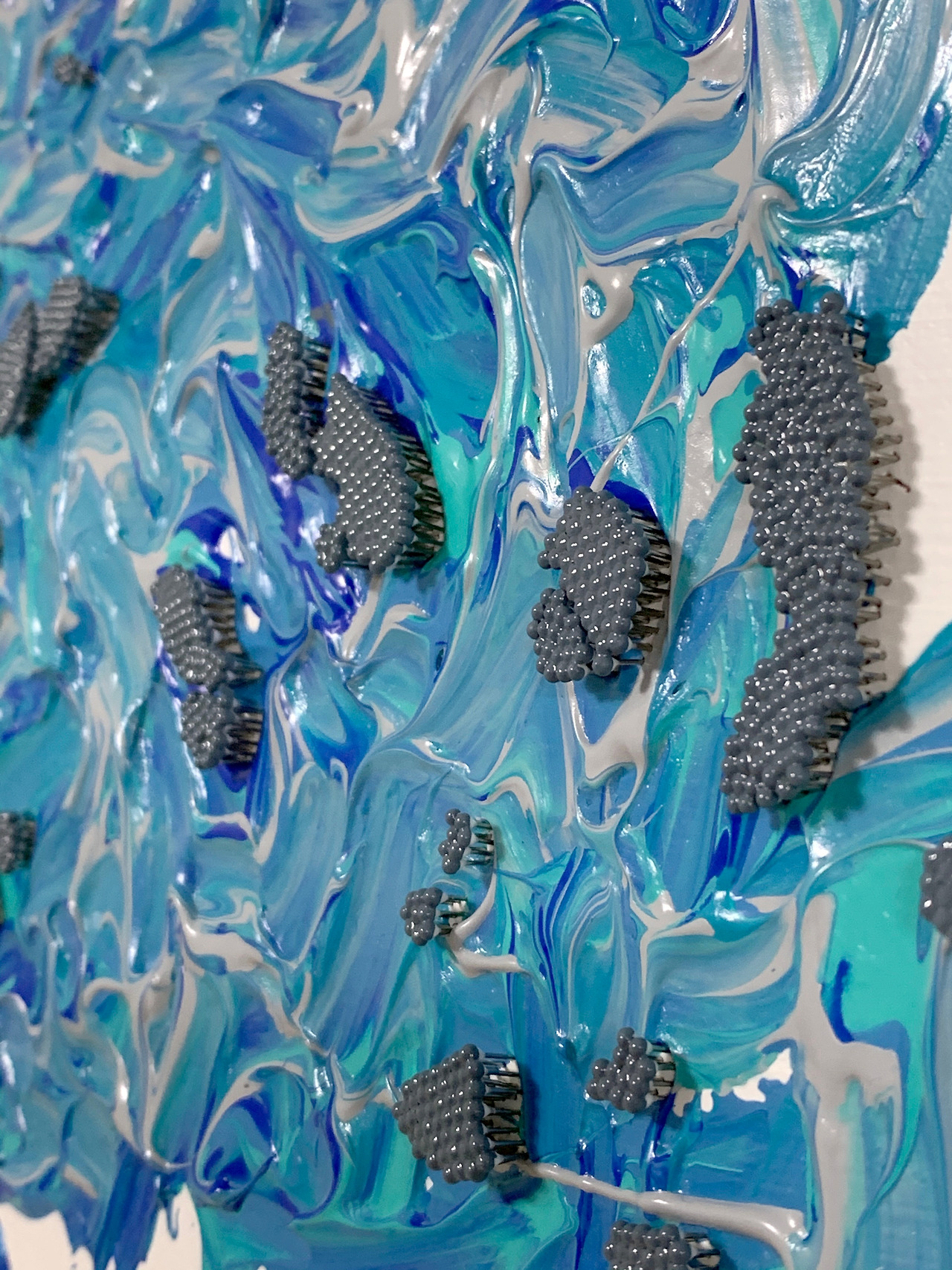 해소20, 330x450x50mm, acrylic paint, pin, 2019, 60만원-2.jpg