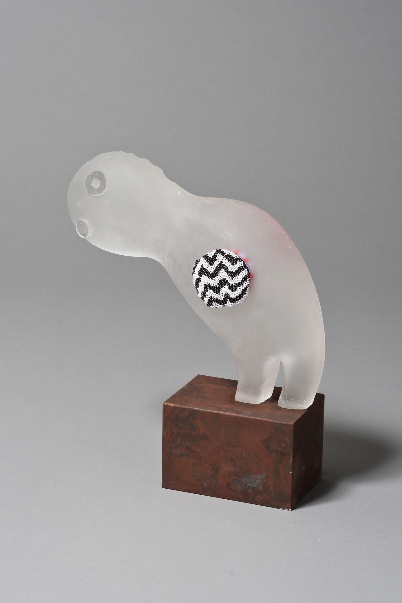 내면더미4, pin on glass, acrylic paint, 100x420x300mm, 2013.jpg