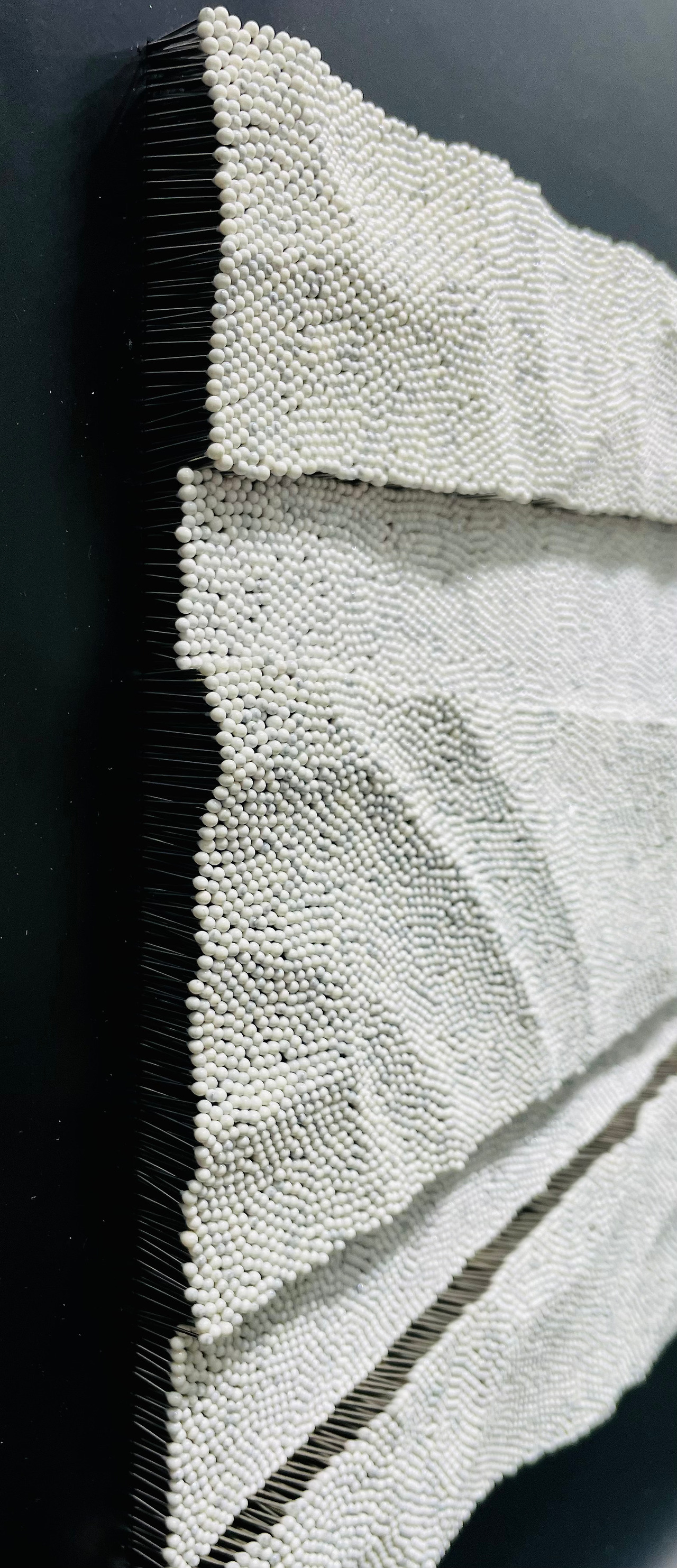 지용, Hope12000-2,  290x410x50mm, pin on canvas, 2021, 70만원-2.jpg