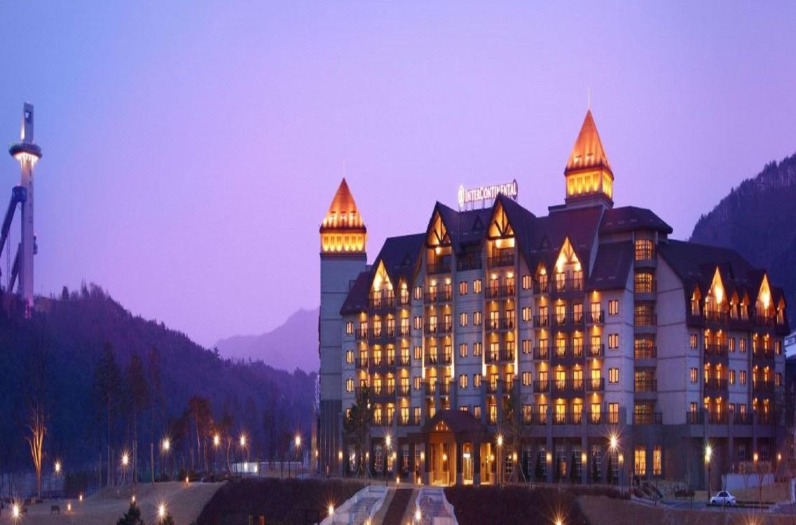 인터콘티넨탈 알펜시아 평창 리조트_외관.jpg