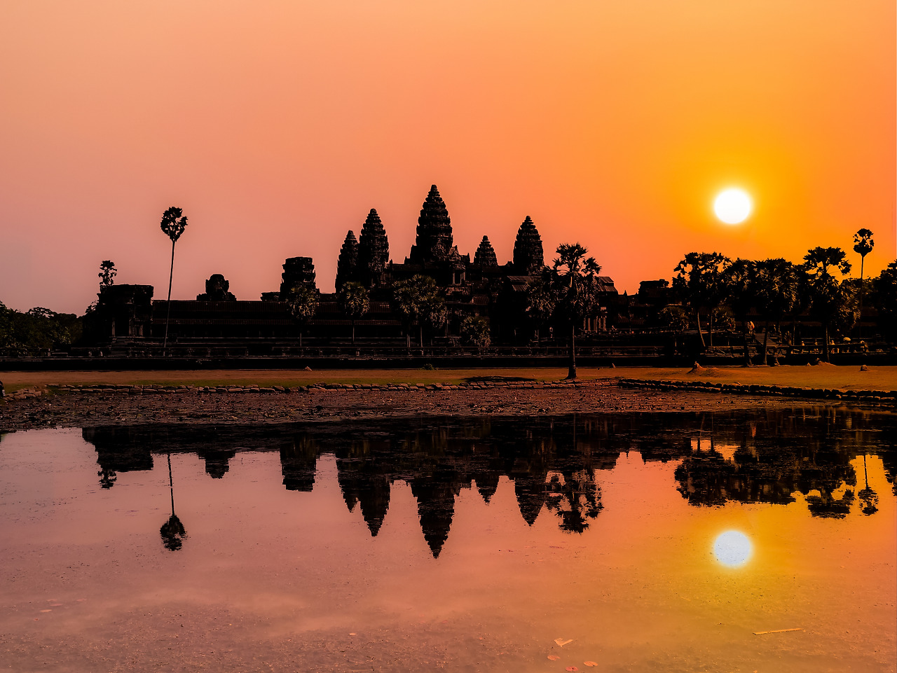 앙코르와트_일출.jpg
